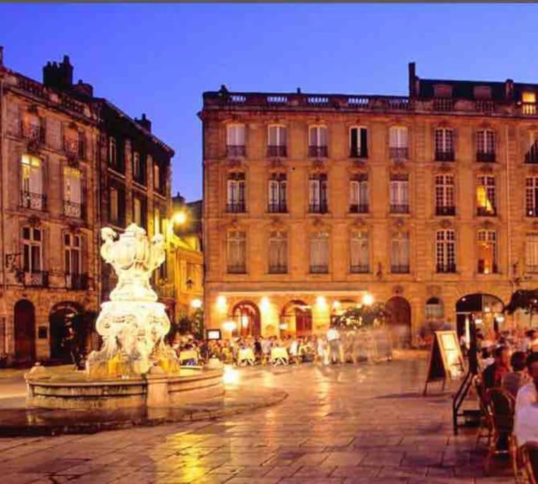 Studio Anna Centre Historique Bordeaux St Pierre Apartment Exterior photo